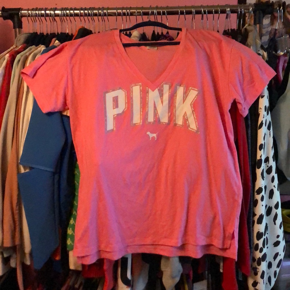 VS Pink v-neck